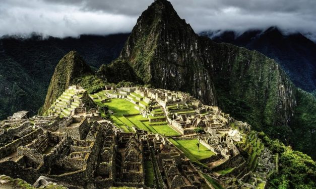 Tour to Machu Picchu 1 Day by Train from Ollantaytaytambo
