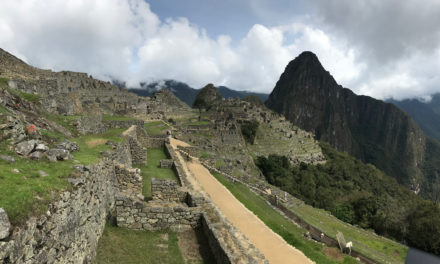 Sacred Valley  of the Incas & Machu picchu Tour 2 Days Conection